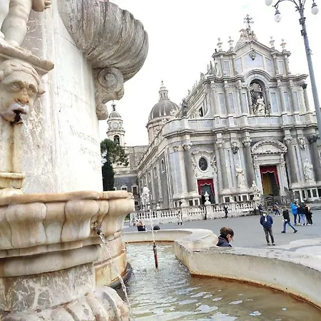 Maya's * Catania